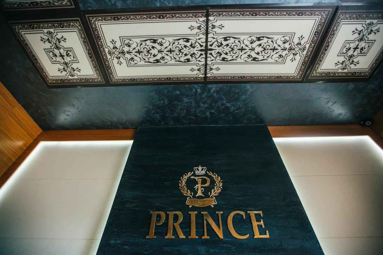 Prince Khust Exterior photo